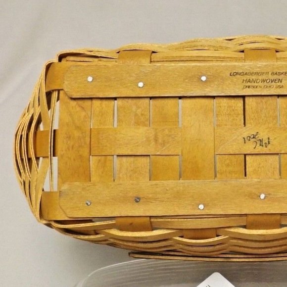 Longaberger 2001 May Series Peony Basket with Liner, Protector and Certificate - Picture 14 of 16